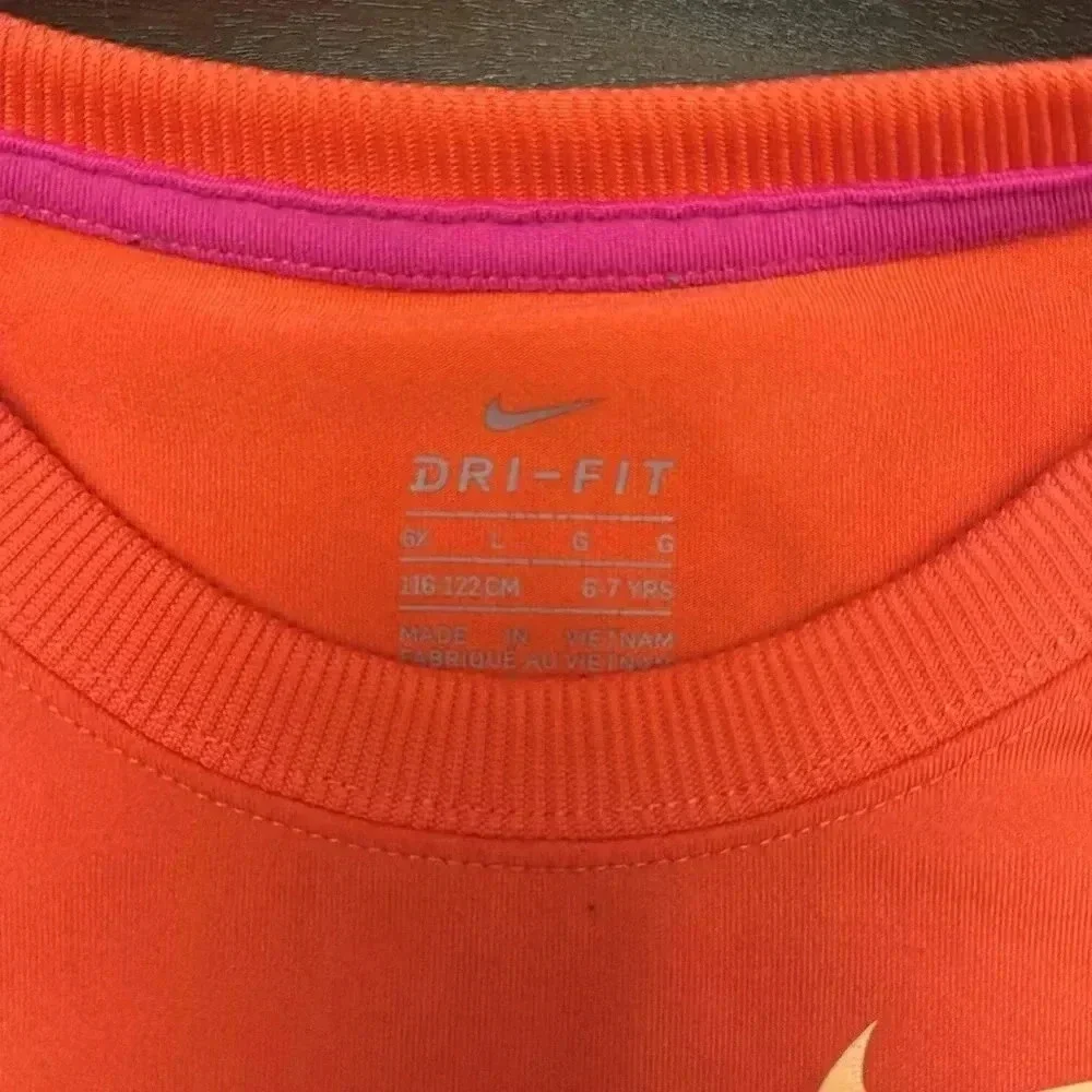 Nike tangerine colored girl’s sweatshirt size 6X